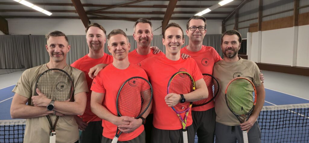 Herren 40 des TC Seppensen-Nordheide nach dem Aufstieg in die Oberliga